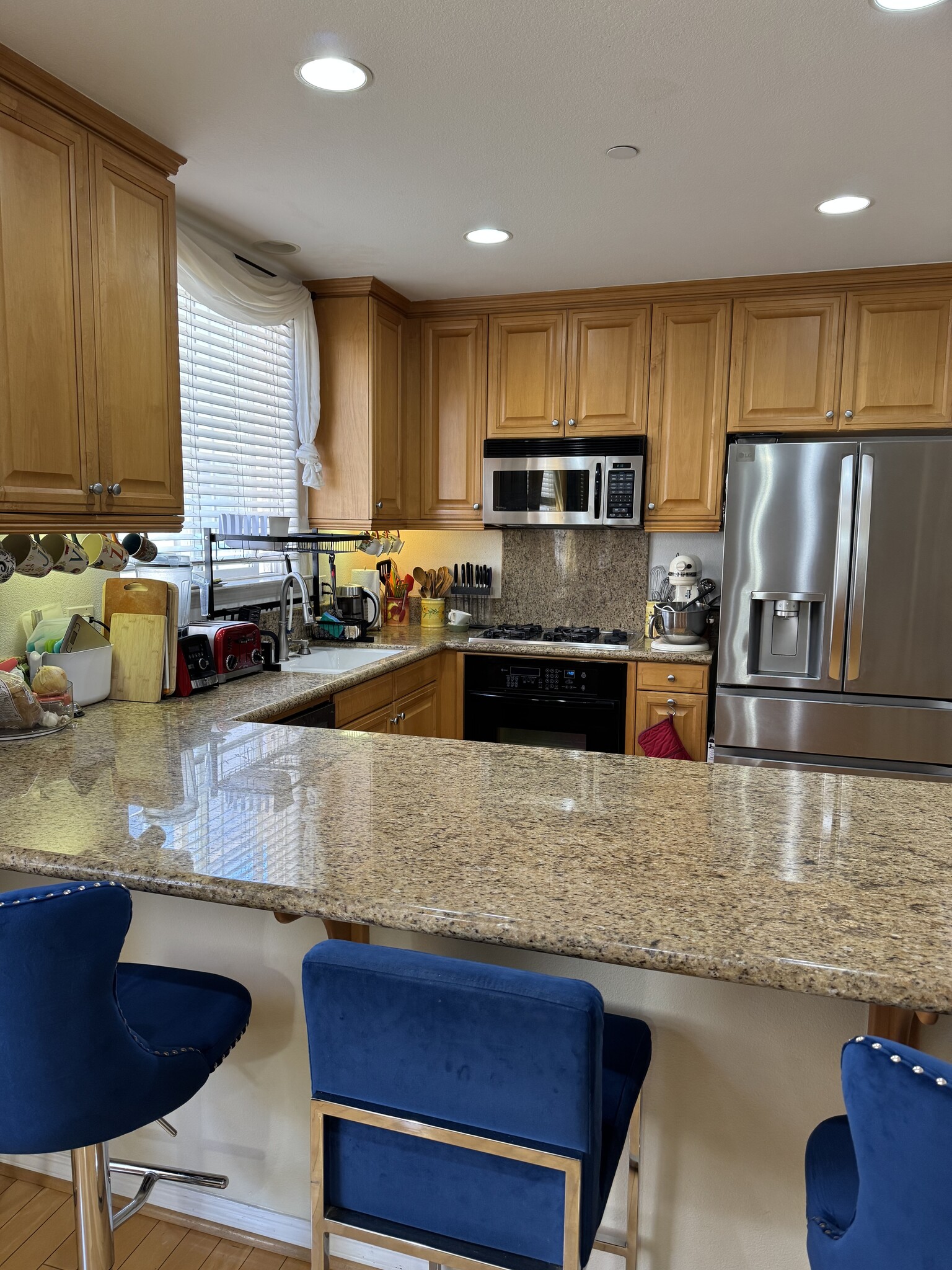 Kitchen - 632 Meyer Ln