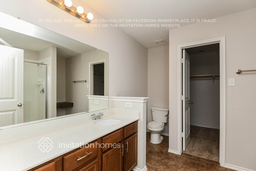 Building Photo - 224 Chimney Rock Dr