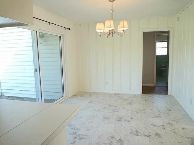 Building Photo - 4810 Redstart St