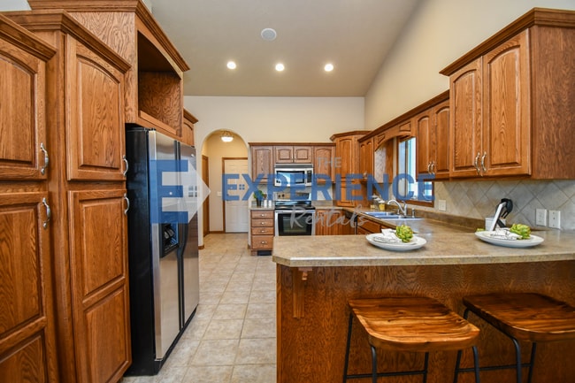 Building Photo - 3908 W 89th St
