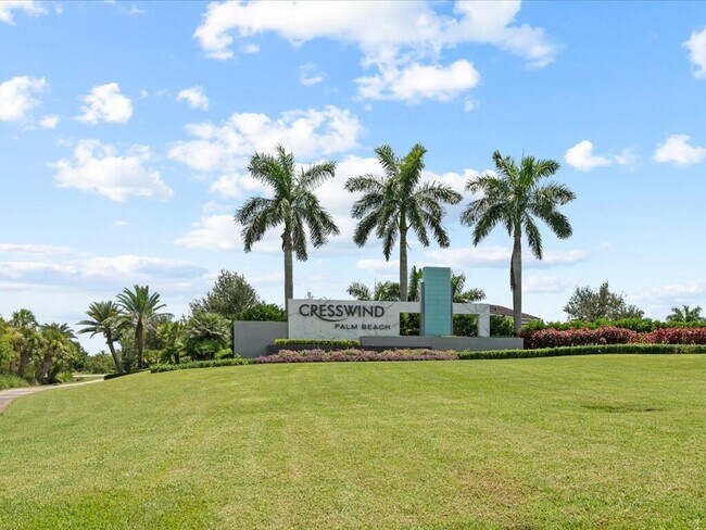 Primary Photo - 5577 St Armands Way
