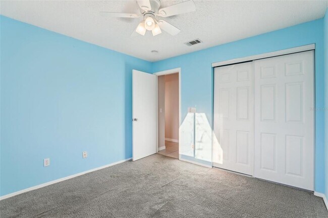 Building Photo - 118 Pinewood Cir
