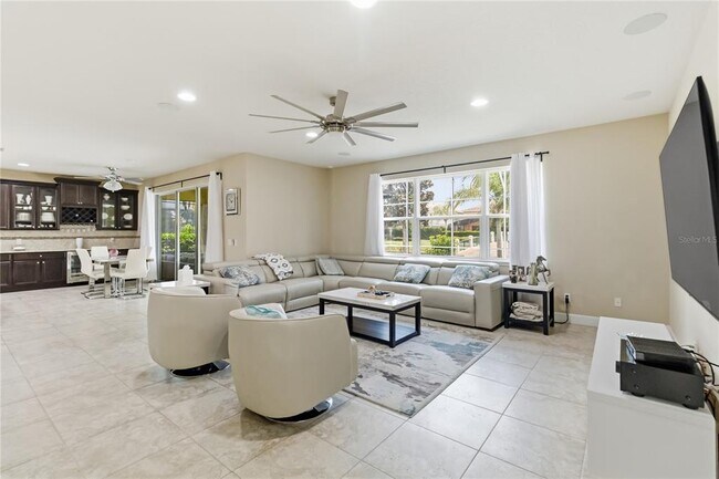 Building Photo - 12130 Uleta Ln