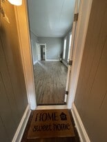 Building Photo - 518 Sandusky Ave