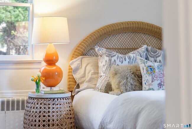 Building Photo - 206 Wolfpit Ave