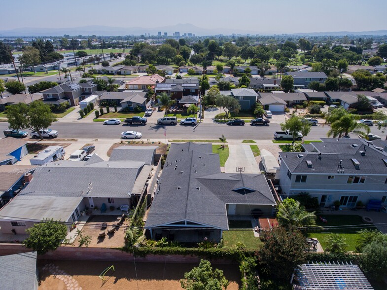 Aerial - 3179 Sicily Ave