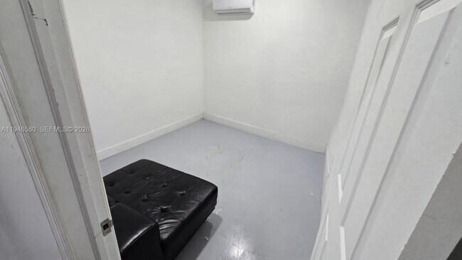 Building Photo - 10032 NW 87th Terrace