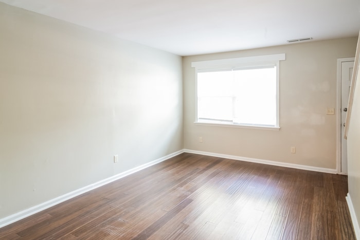 Building Photo - 807 Von Kolnitz Rd