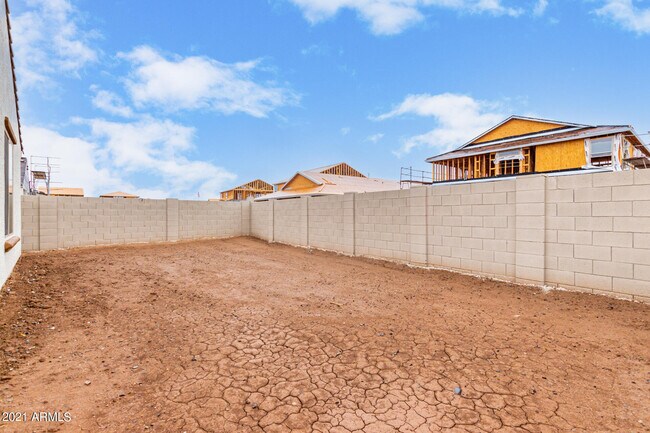 Building Photo - 8755 W Solano Dr