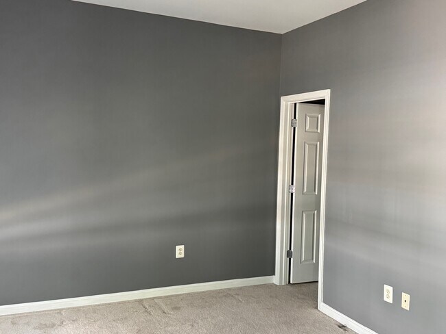 Building Photo - 1821 Cedar Cove Way