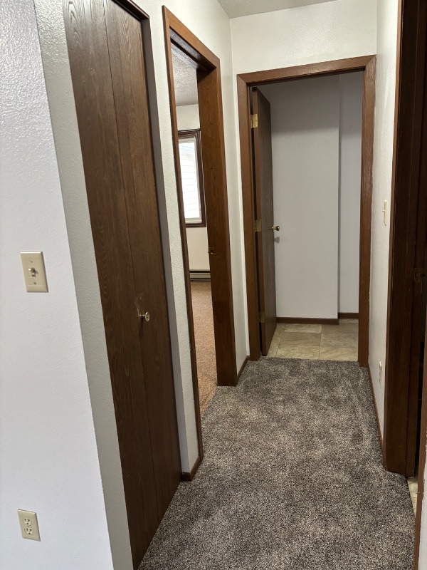 Building Photo - 640 E Hudson St