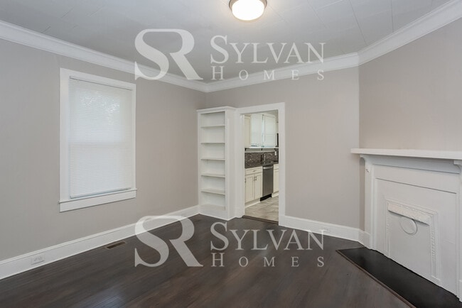 Building Photo - The ideal space to balance life, work, and play.