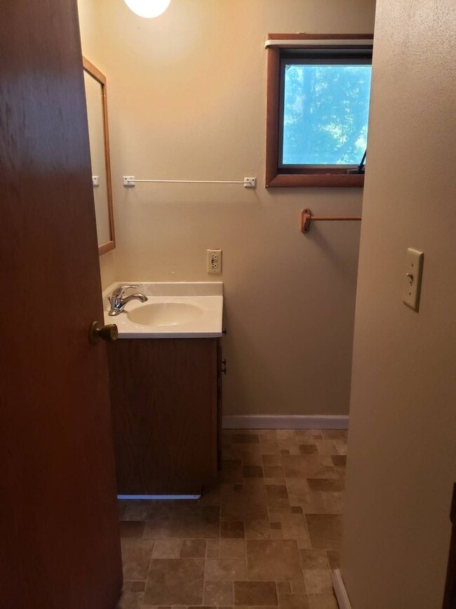 Building Photo - 507 Humboldt Ave