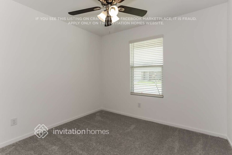 Building Photo - 922 Carrick Dr