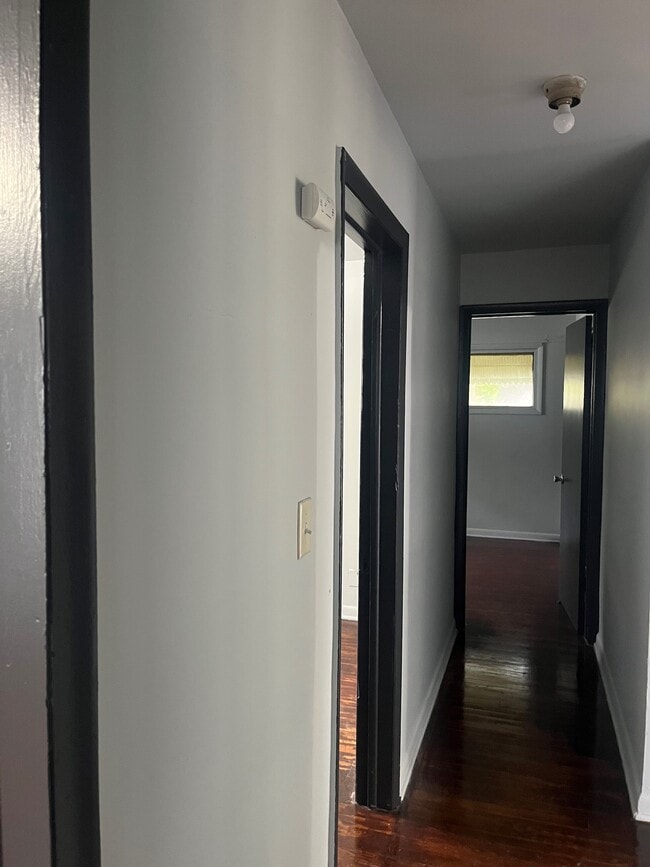 Building Photo - 226 Tennesee-