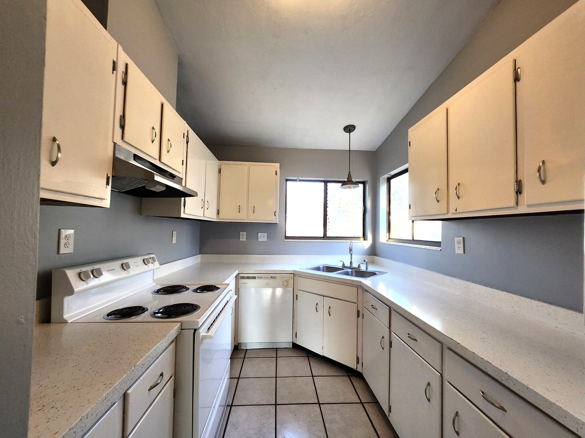 Building Photo - 1784 Dax Ct