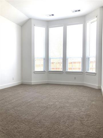 Building Photo - 1704 Hydrangea Ln