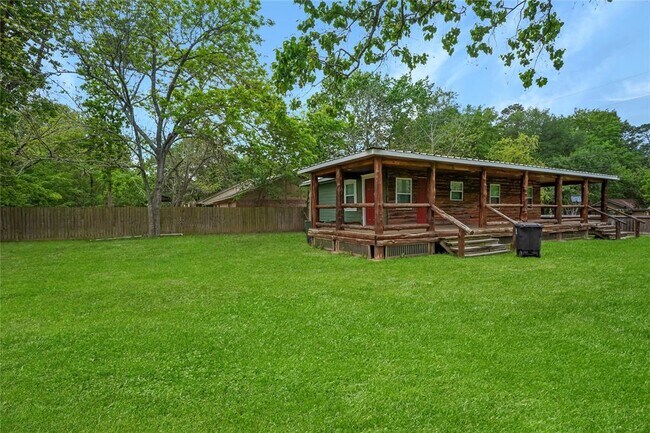 Building Photo - 310 Camp Lillie Rd