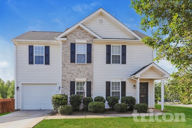 Building Photo - 2807 Green Crest Ct