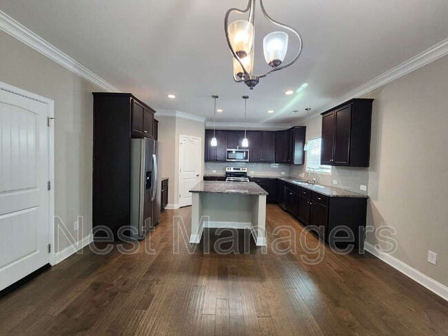 Building Photo - 3846 Standardbred Dr
