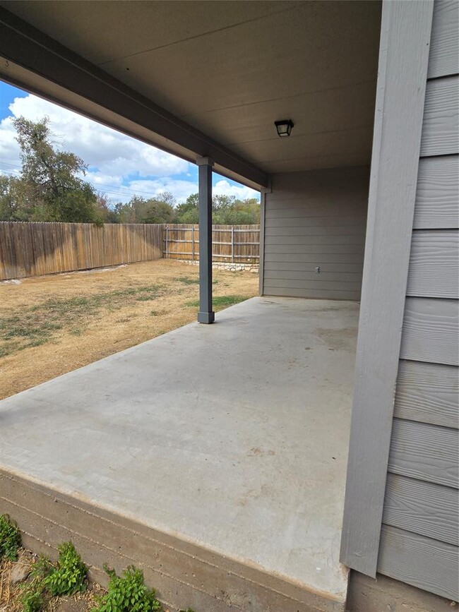 Building Photo - 12909 Brahmin Dr