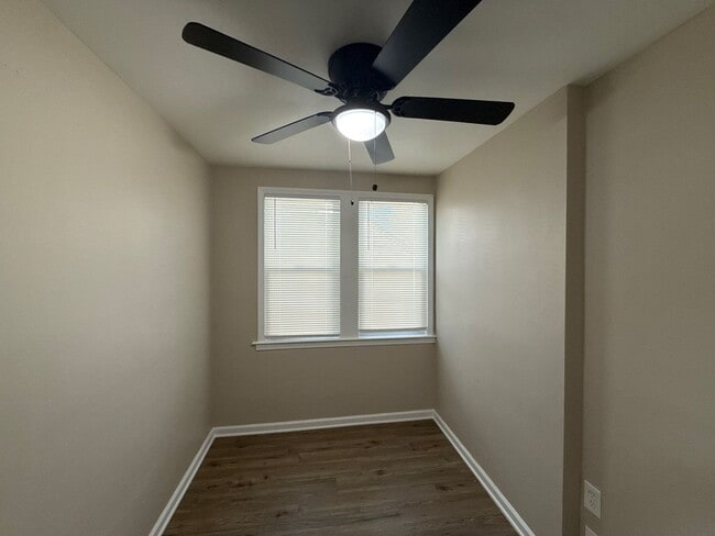 Building Photo - Freshly Renovated 5-Bedroom Home – Quality...