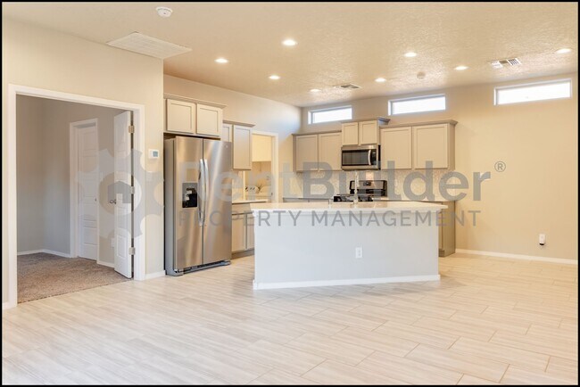 Building Photo - CALL TO SCHEDULE A SHOWING 505-808-6467