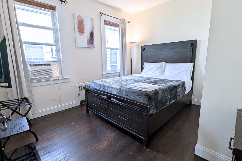 Building Photo - 108 Gotthart St