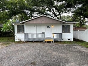 Building Photo - 4843 Haines Rd N