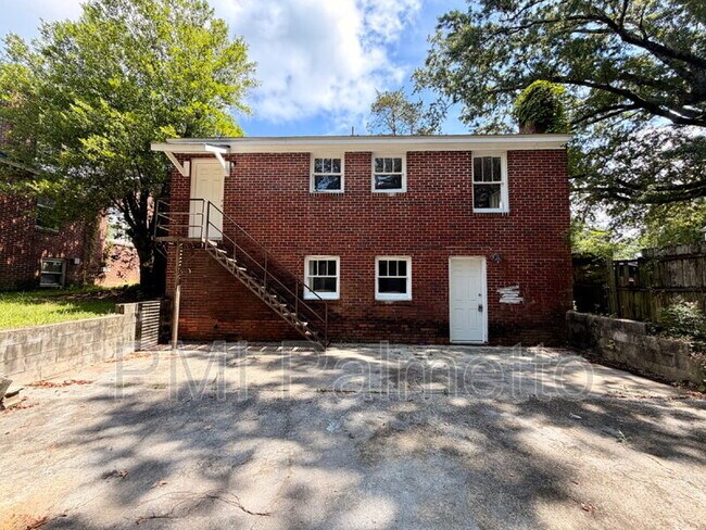 Building Photo - 1304 Mt Vernon St