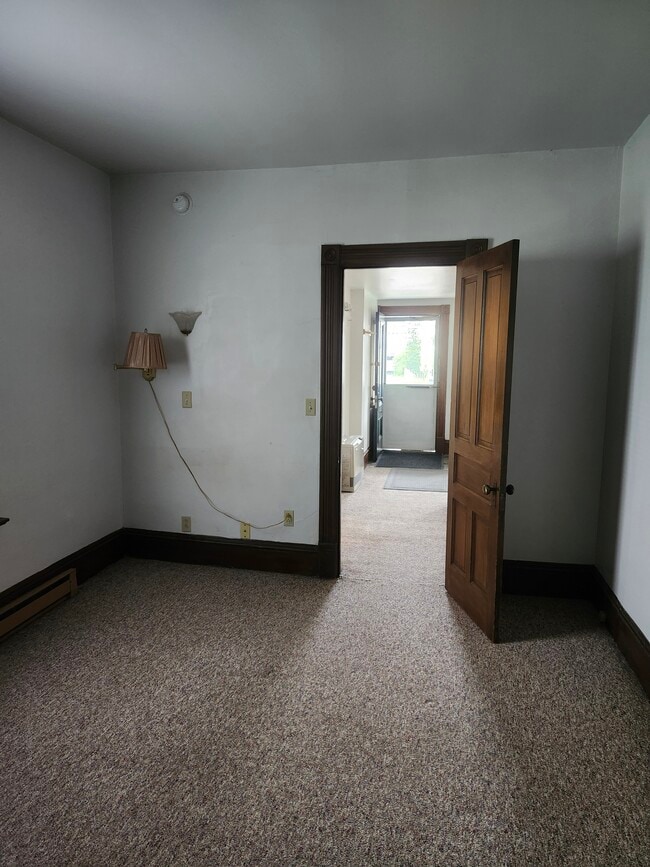 Bedroom - 130 Loomis St