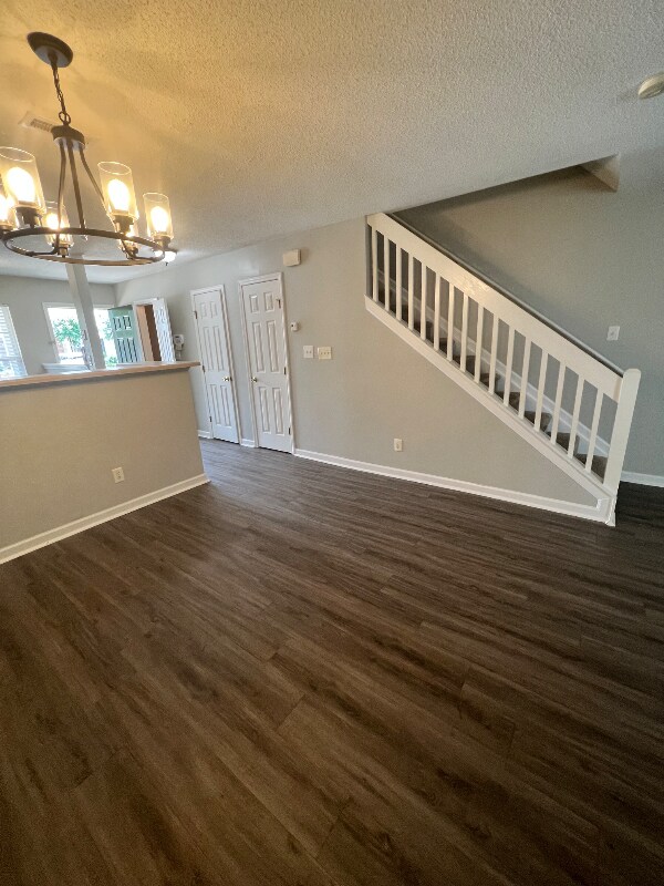 Building Photo - 293 Malamute Ln