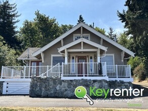 Building Photo - Stunning 2-Bedroom Tacoma Home with Dash P...