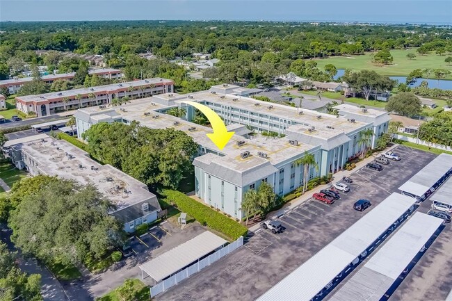 Building Photo - 1706 Belleair Forest Dr