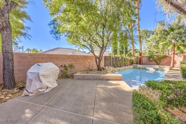 Building Photo - 10191 Refuge Ct