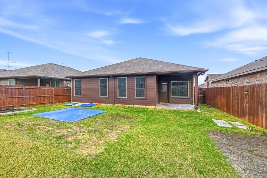 Building Photo - 8520 Trickham Bnd