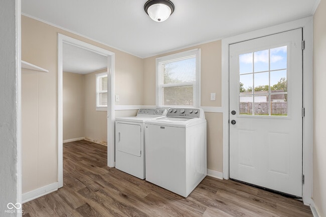 Building Photo - 2151 Park Ave