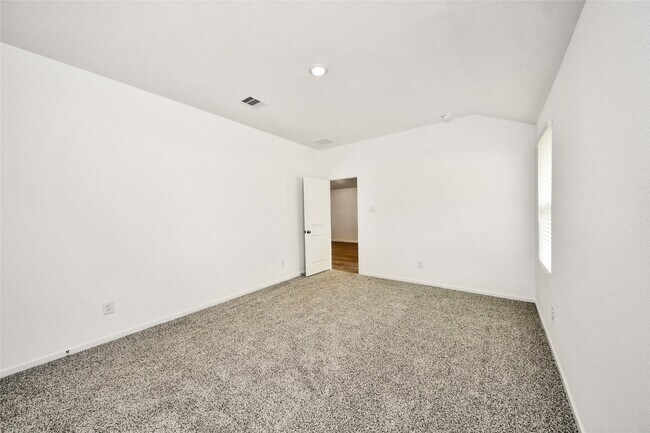 Building Photo - 27458 Serene Pne Dr