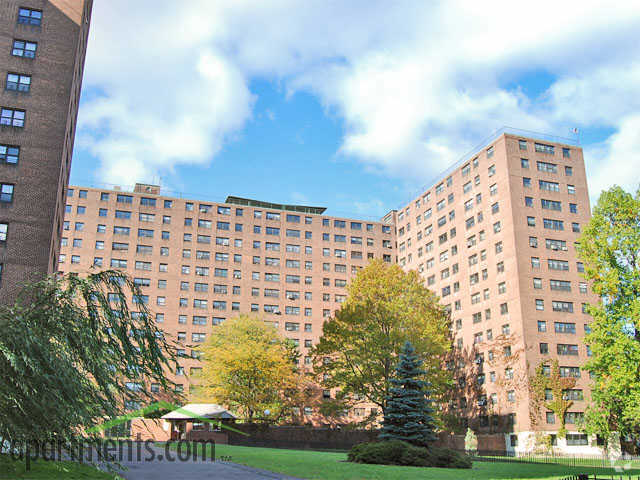 Primary Photo - Ivy Hill Park Apartments