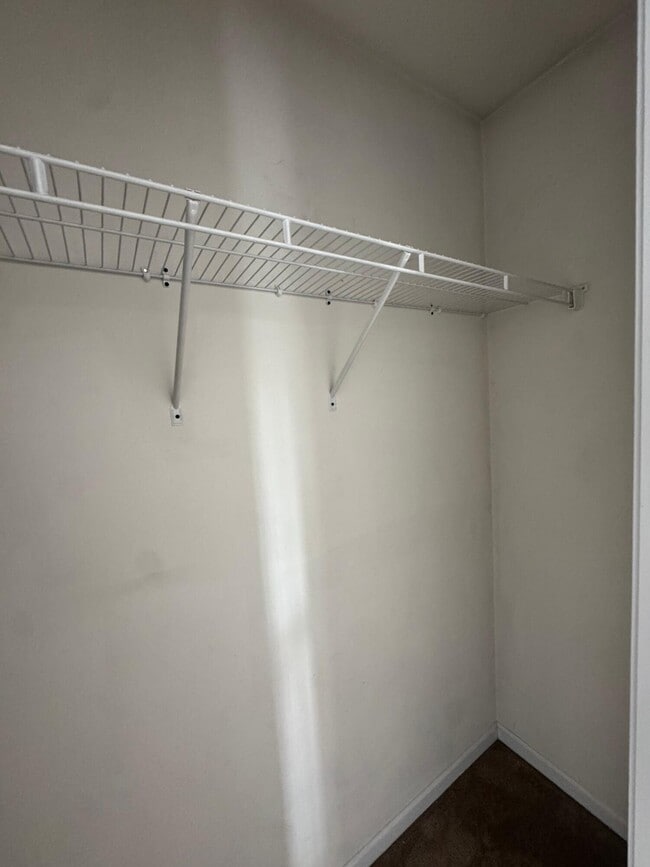 Building Photo - 3308 E St Charles Rd