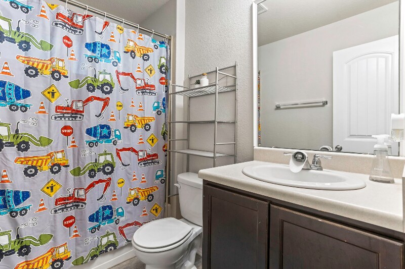 Building Photo - 7022 Phoebe View