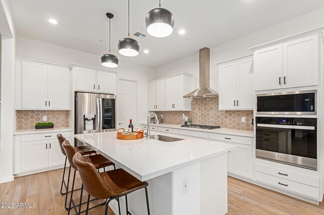 Building Photo - 13597 W Steed Ridge Rd