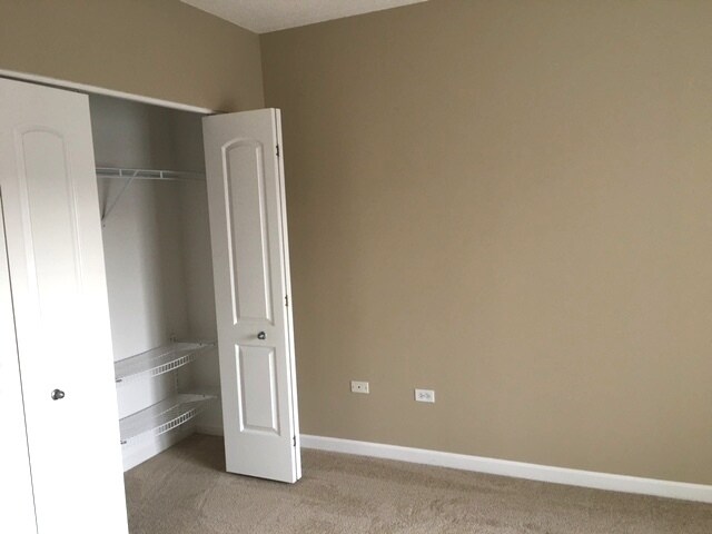 Building Photo - 9400 S 79th Ave