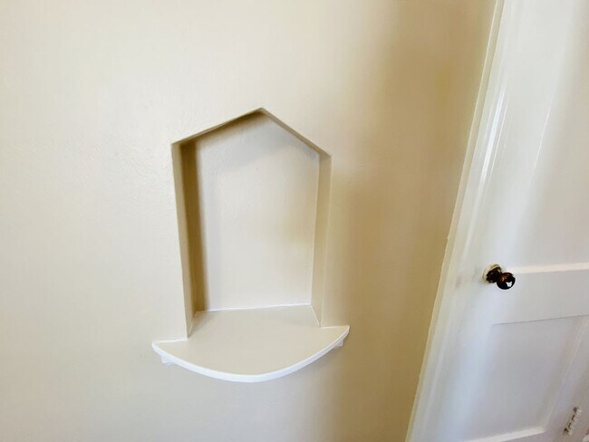 Building Photo - 3110 Chalfin Ave