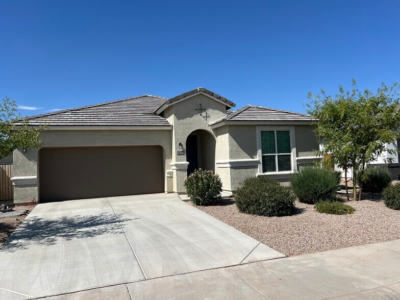 Primary Photo - 37640 W San Sisto Ave