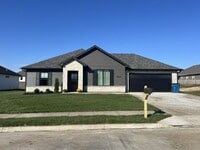 Building Photo - 15245 Regiment Dr