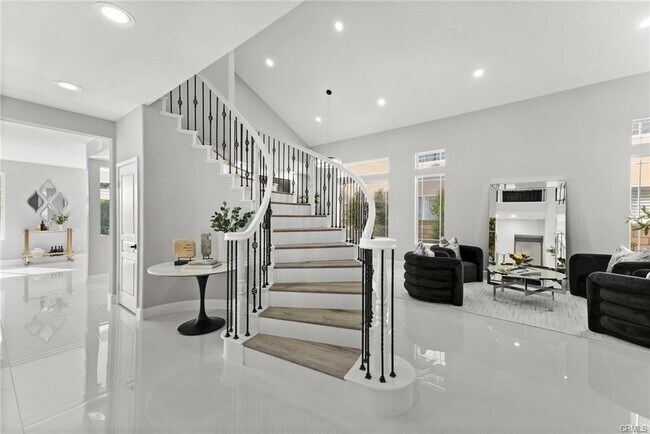 Building Photo - 27975 Loretha Ln