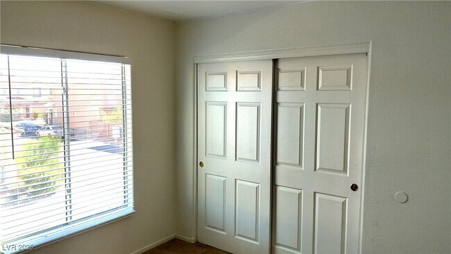 Building Photo - 6782 Granite River Ln