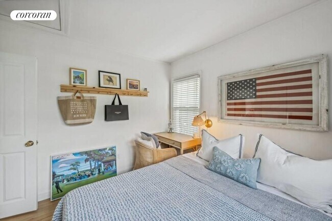 Building Photo - 62 Middle Pond Rd