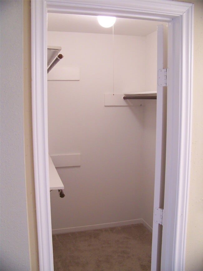 Building Photo - 4742 Tain Dr